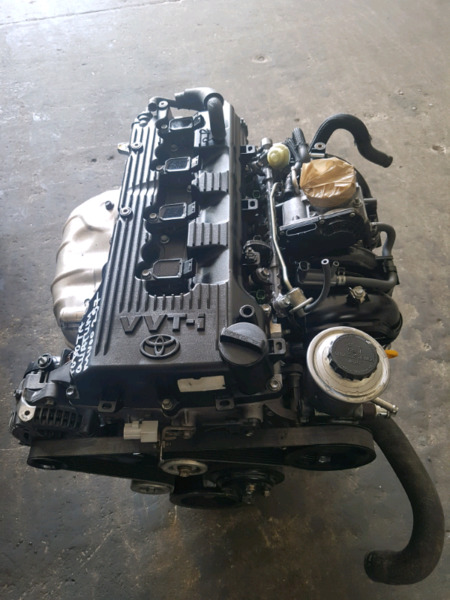 Toyota Hilux 2.7L VVTI 2TR Engine