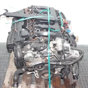 BMW 3.0L 330d 306D3 Engine
