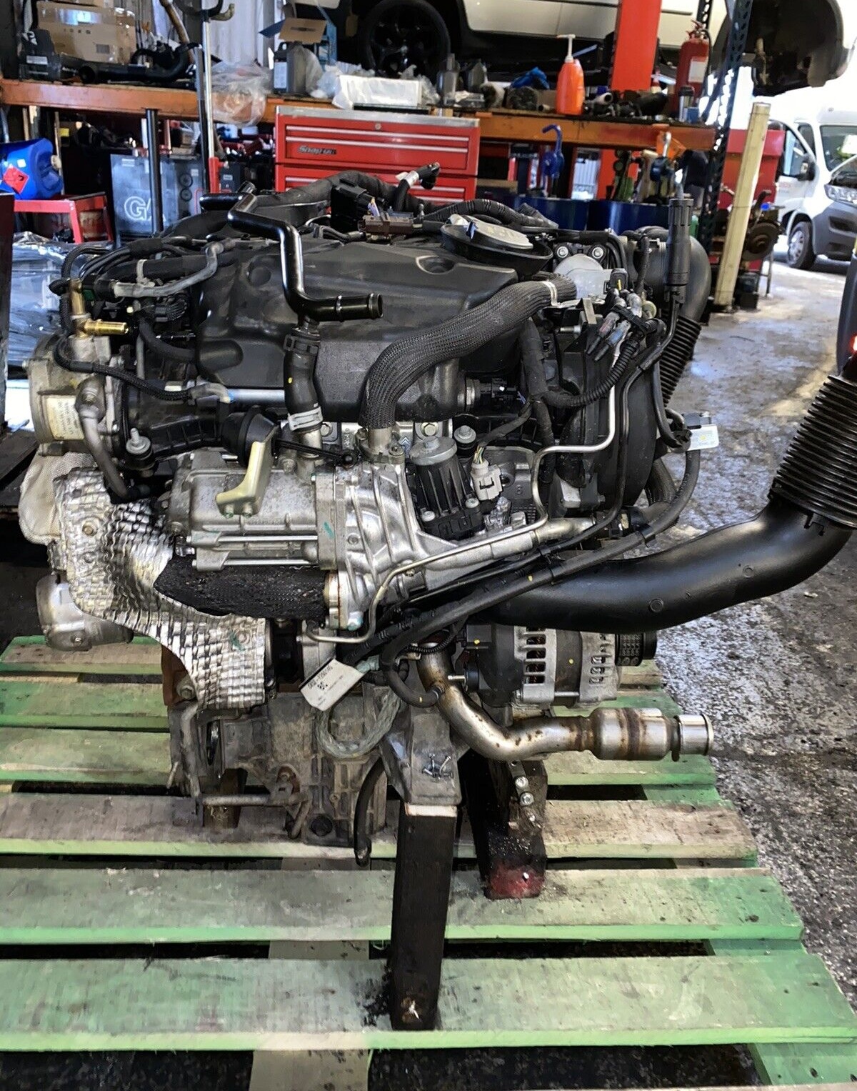 Land Rover 2.7L TDV6 Engine