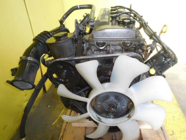 Nissan Hardbody 2.4L KA20 Engine
