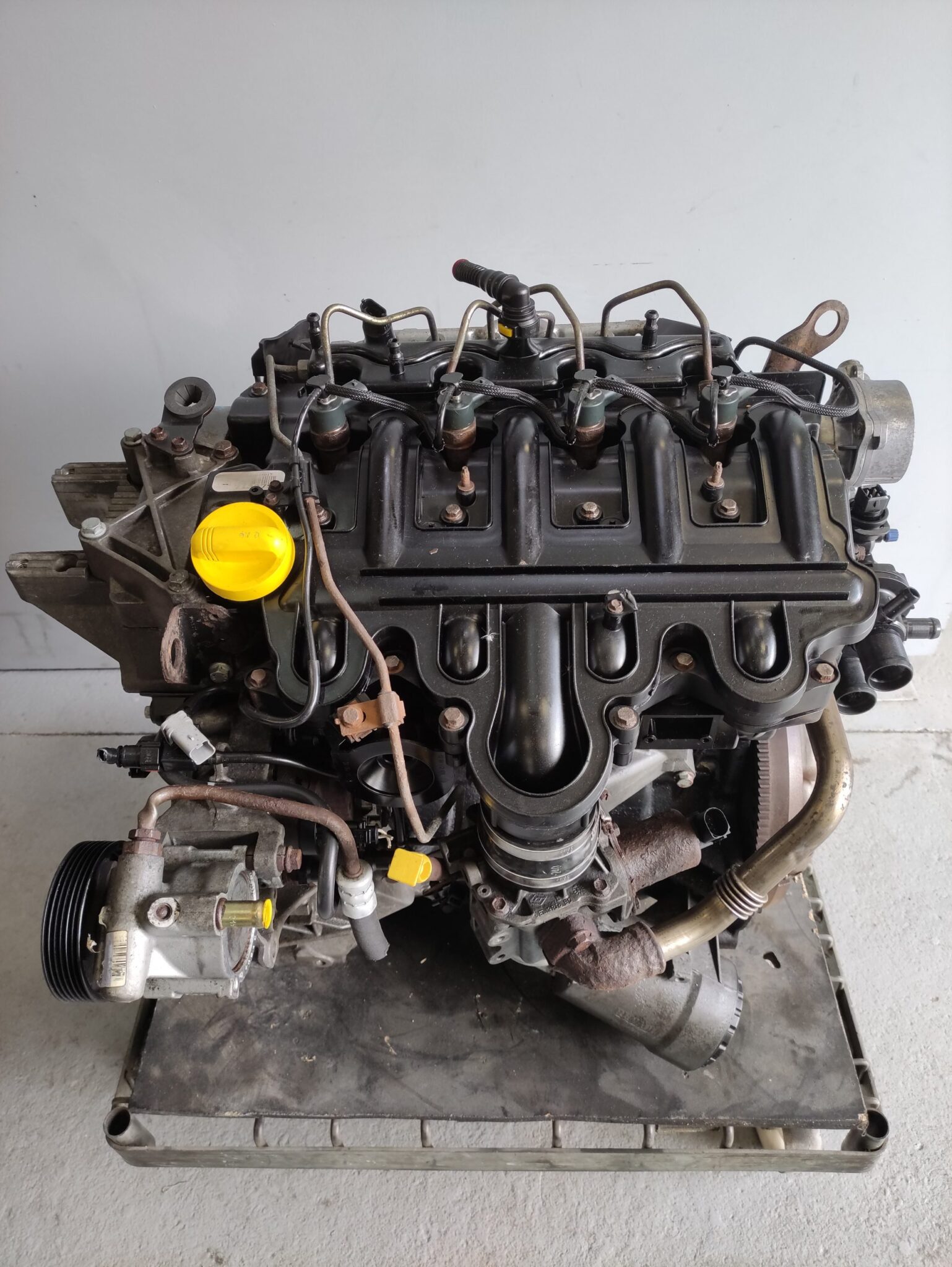 Renault 2.2L G9T Engine